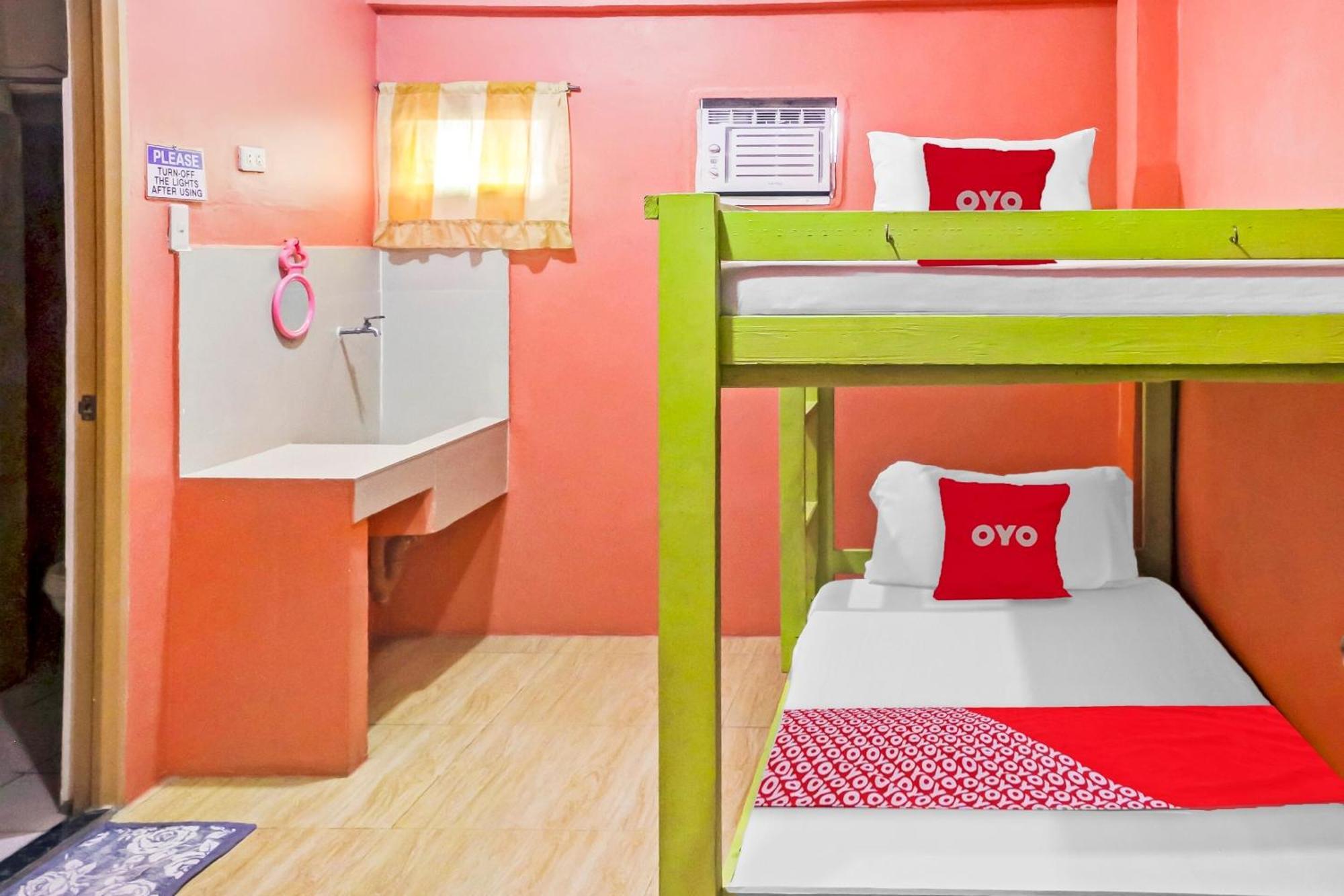 Solanos Transient House Hotel Pasay Ngoại thất bức ảnh